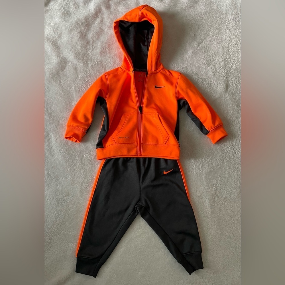Nike Matching Set Bright Orange Hoodie with Grey Details 9-12 months
